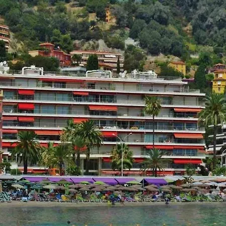 De La Plage, Au Bord De La Apartamento