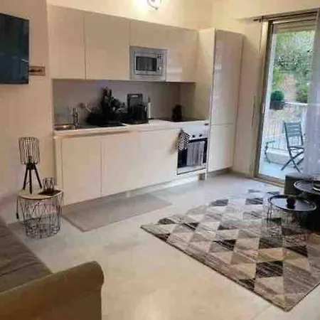 De La Plage, Au Bord De La