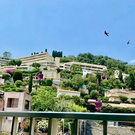 De La Plage, Au Bord De La *